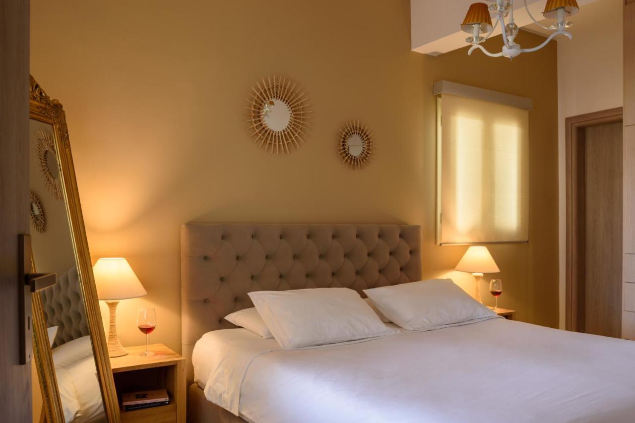 Suite Home Santorini Firá Buitenkant foto