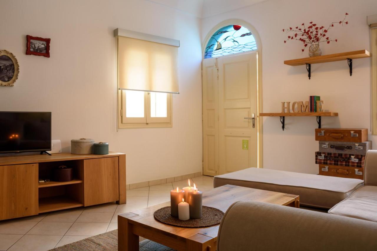 Suite Home Santorini Firá Buitenkant foto