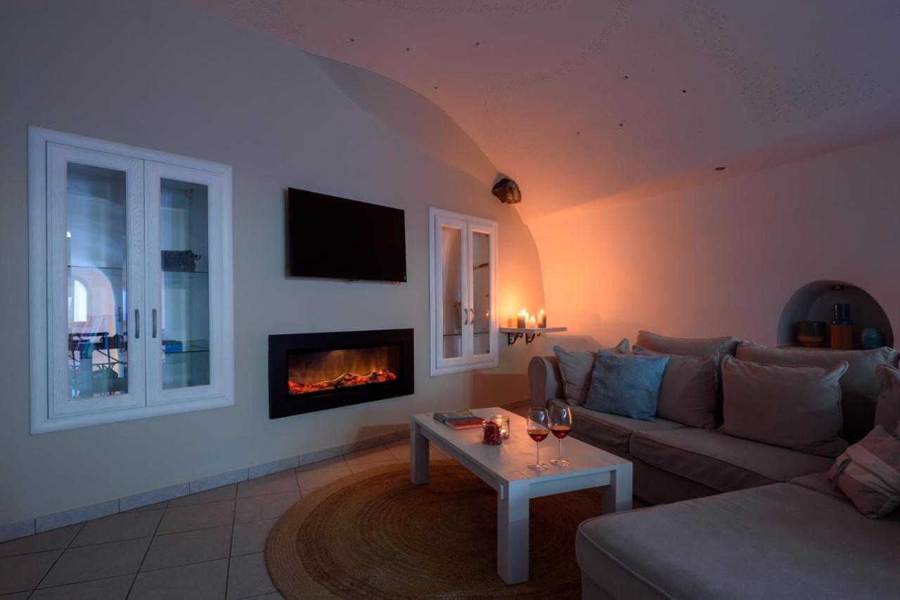 Suite Home Santorini Firá Buitenkant foto