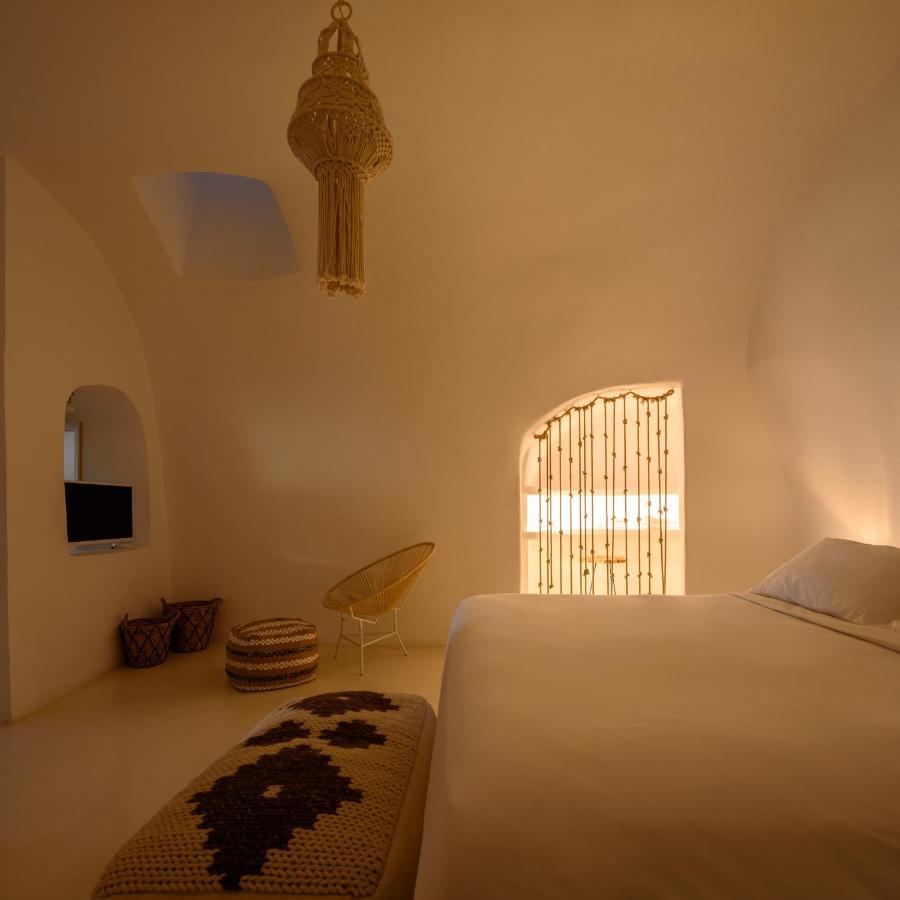 Suite Home Santorini Firá Buitenkant foto